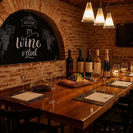 Miravida Soho Hotel&Wine Bar-2